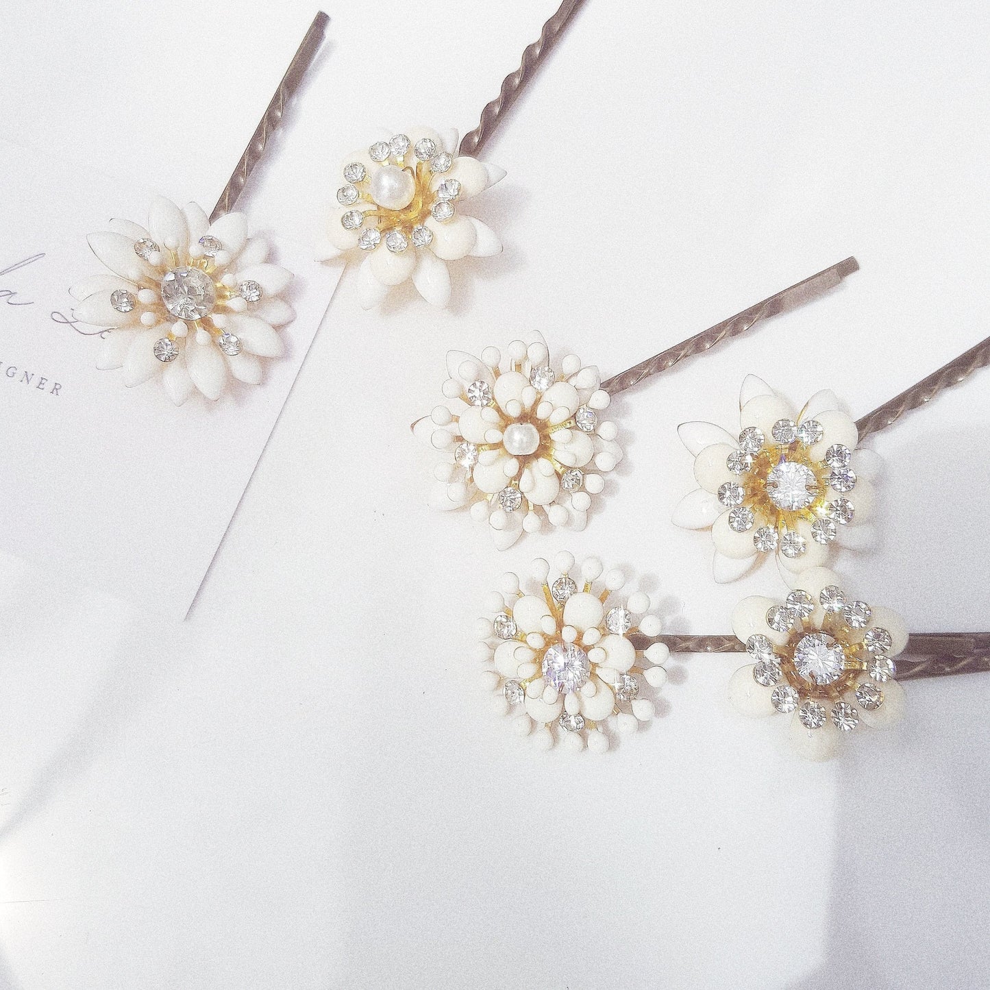 MARGUERITE Bobby Pins Set of 6.