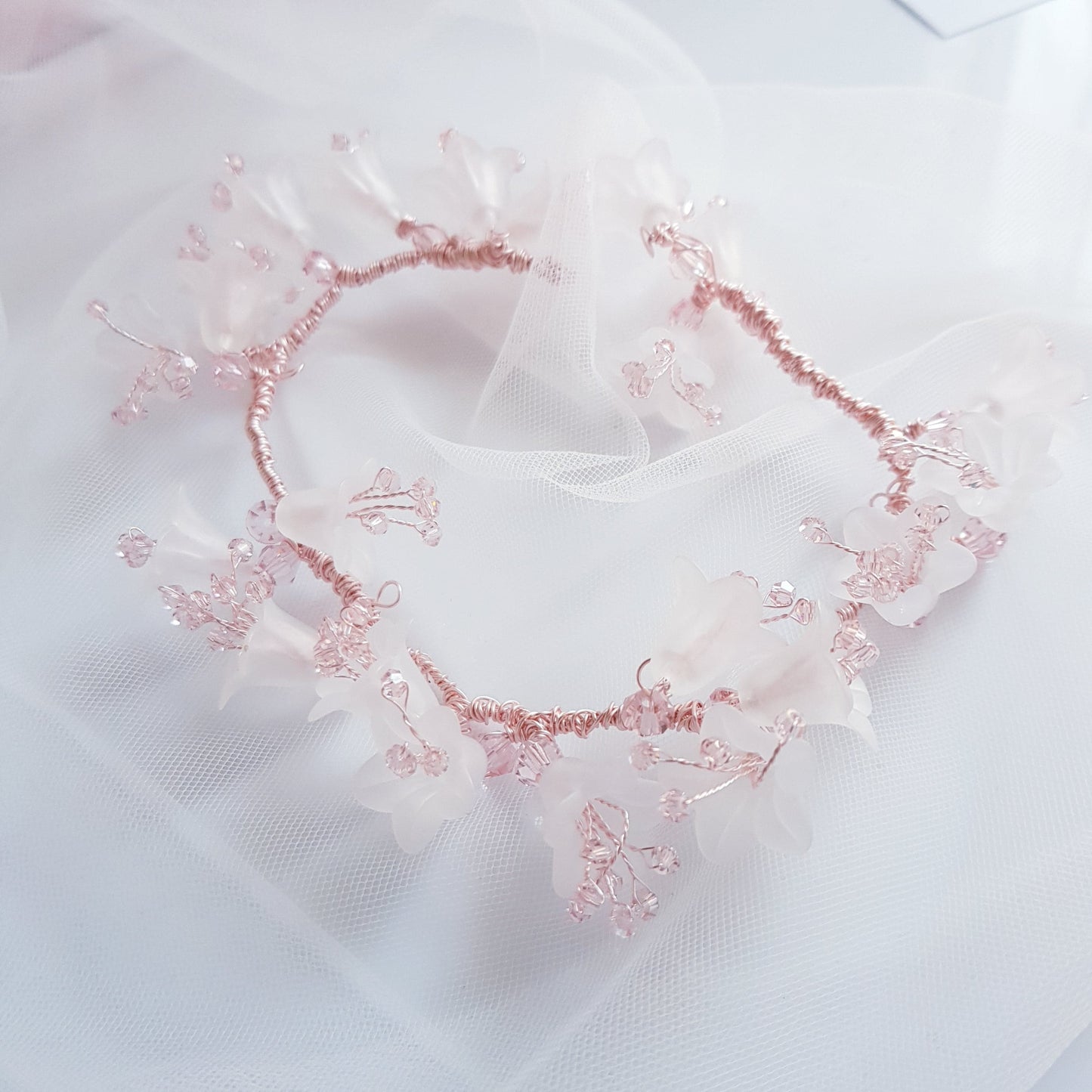 CAMPANULE Hair Vine.