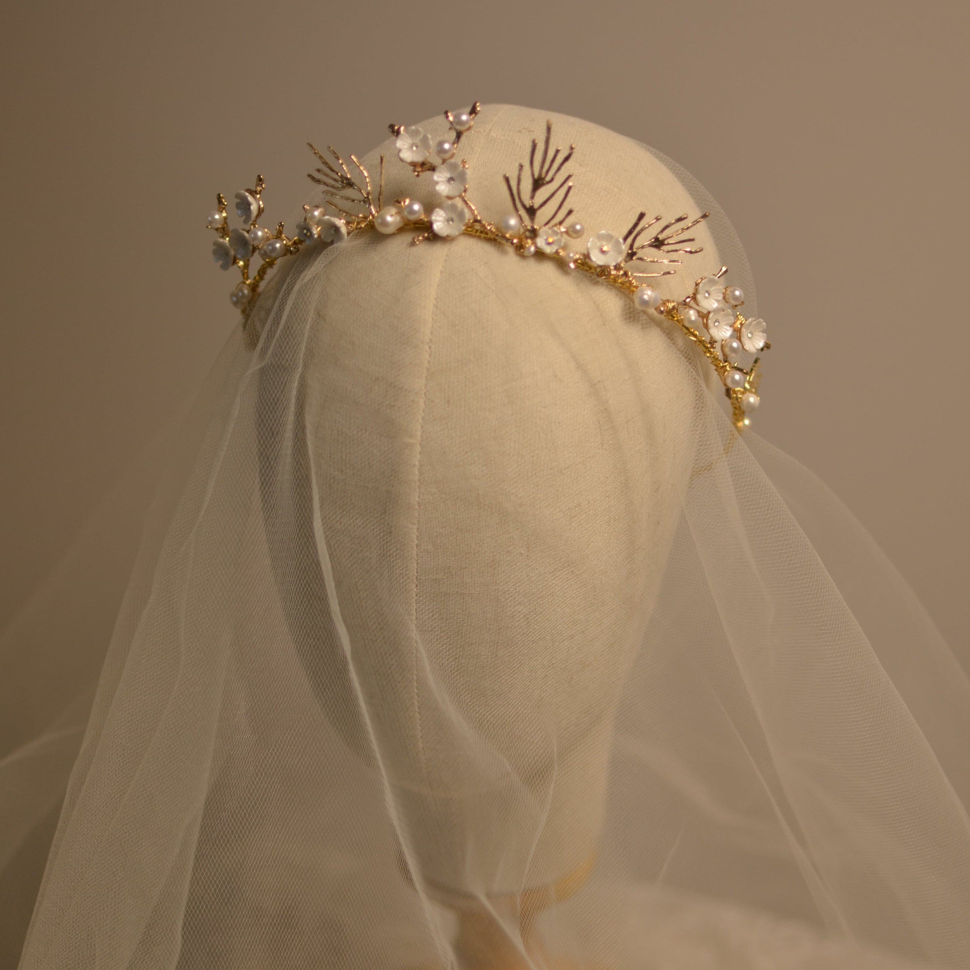 Ethereal Gold Crown – BoutiquebyBrendaLee