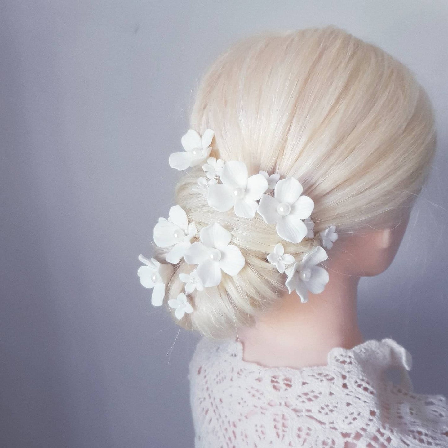 BoutiquebyBrendaLee Élégant Hairpin Set porcelain white flowers hairpins bridal wedding hair pin small Headpiece Accessories weddings brides