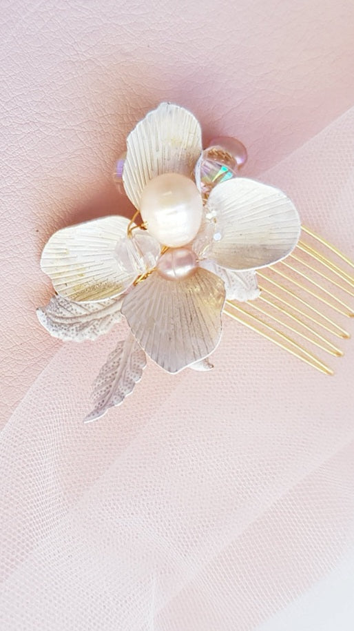 GODDESS hair comb