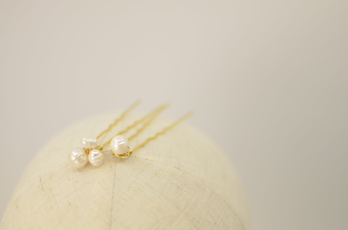 FRESHWATER Pearls U Pins