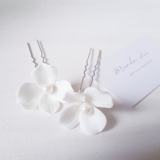 ÉLÉGANTE Hair U Pins Set of 2.