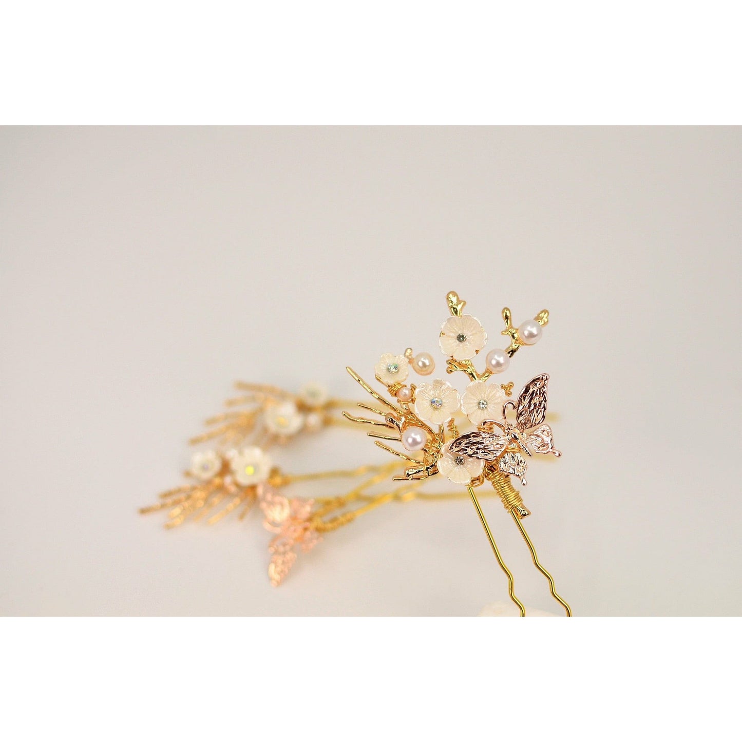 Butterfly and flower Hair U pins.