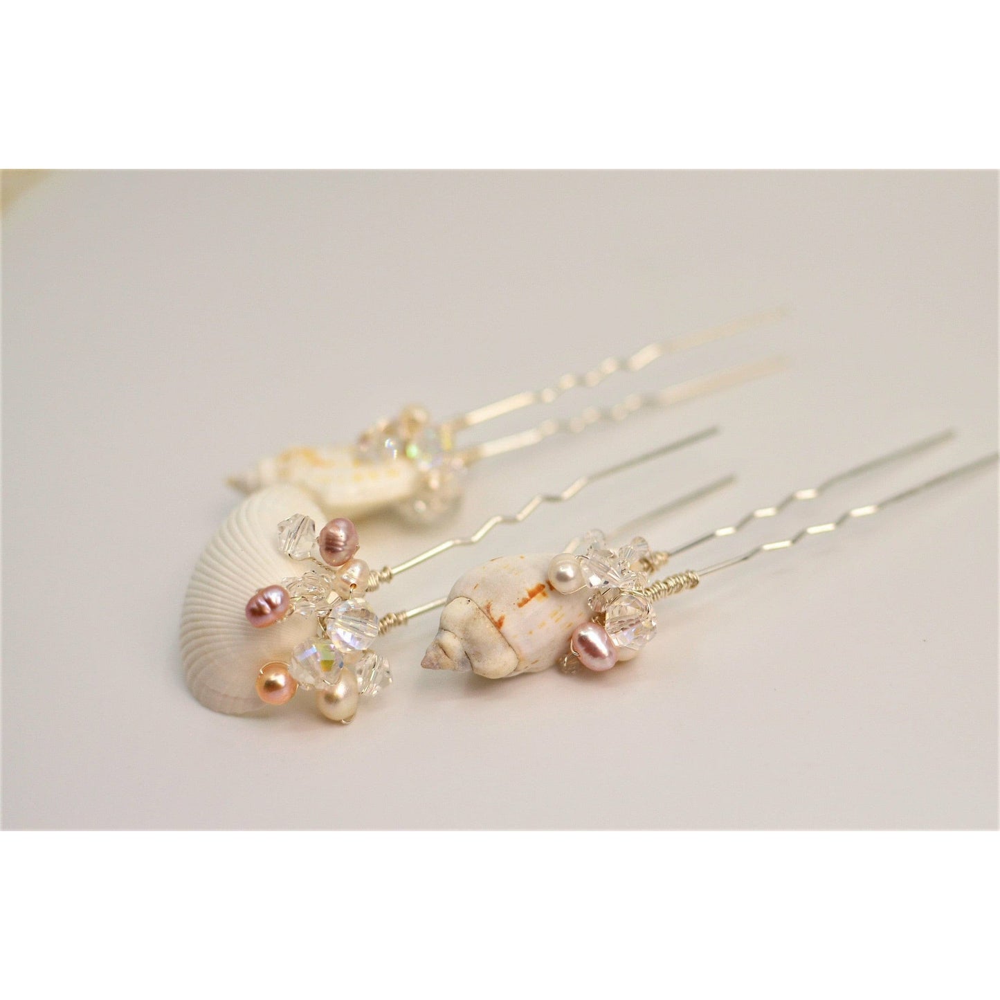 Jewelled Seashells Hair Pins.