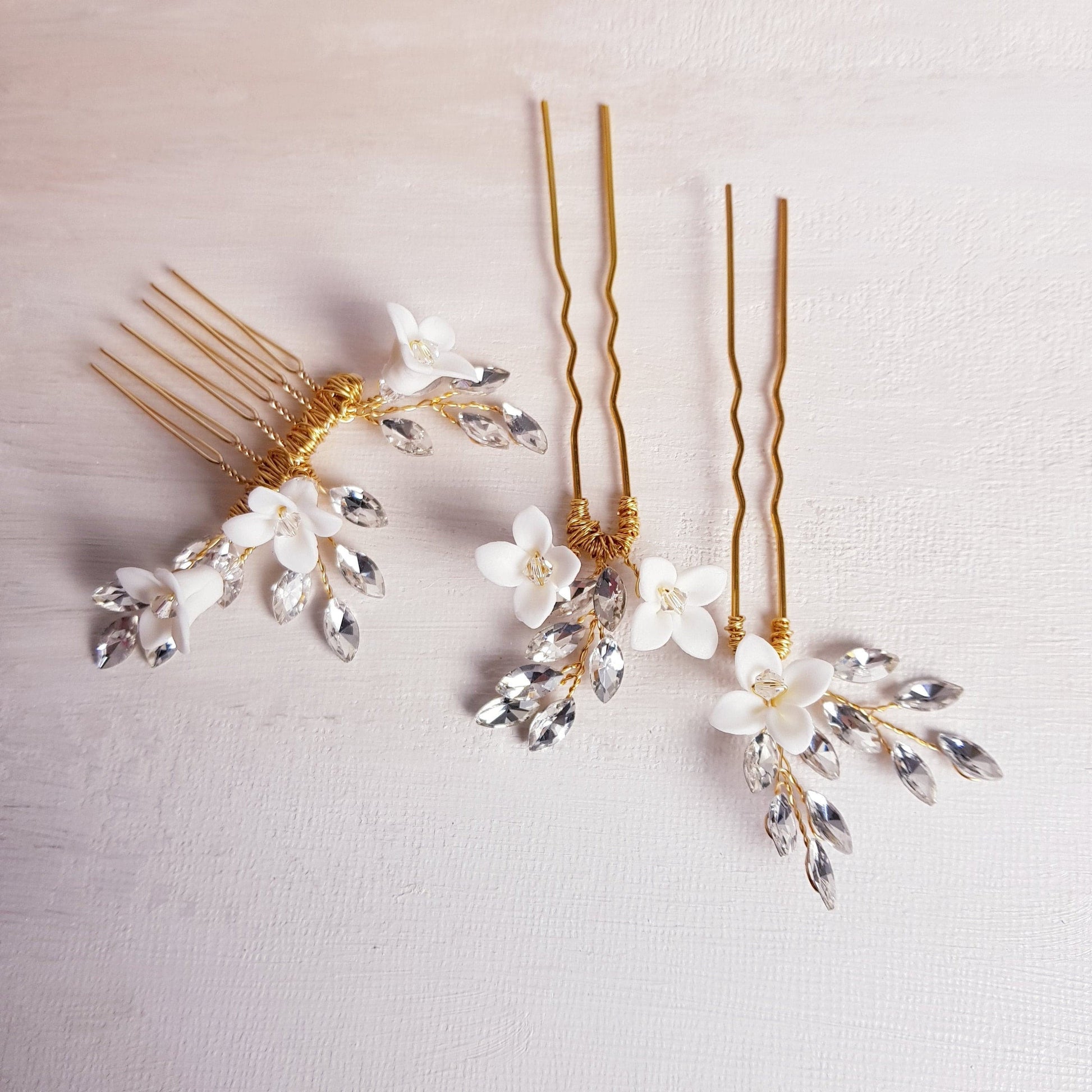 BOUTIQUEBYBRENDALEE FEUILLES BLING Haircomb hairpins small white porcelain flowers Hair Pin Headpiece Accessory gold comb hair forks picks
