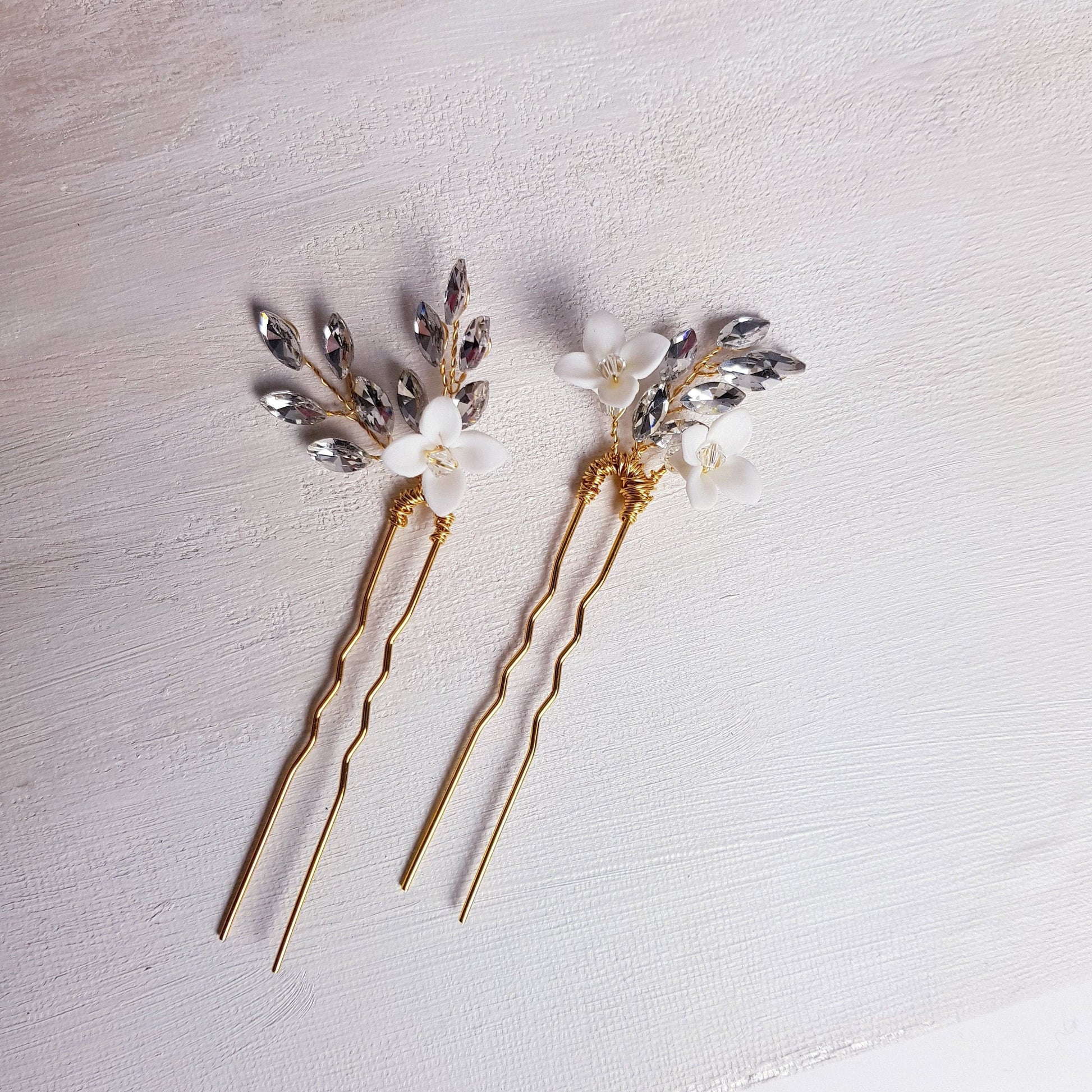 Set of 2 White Small Hair Clips