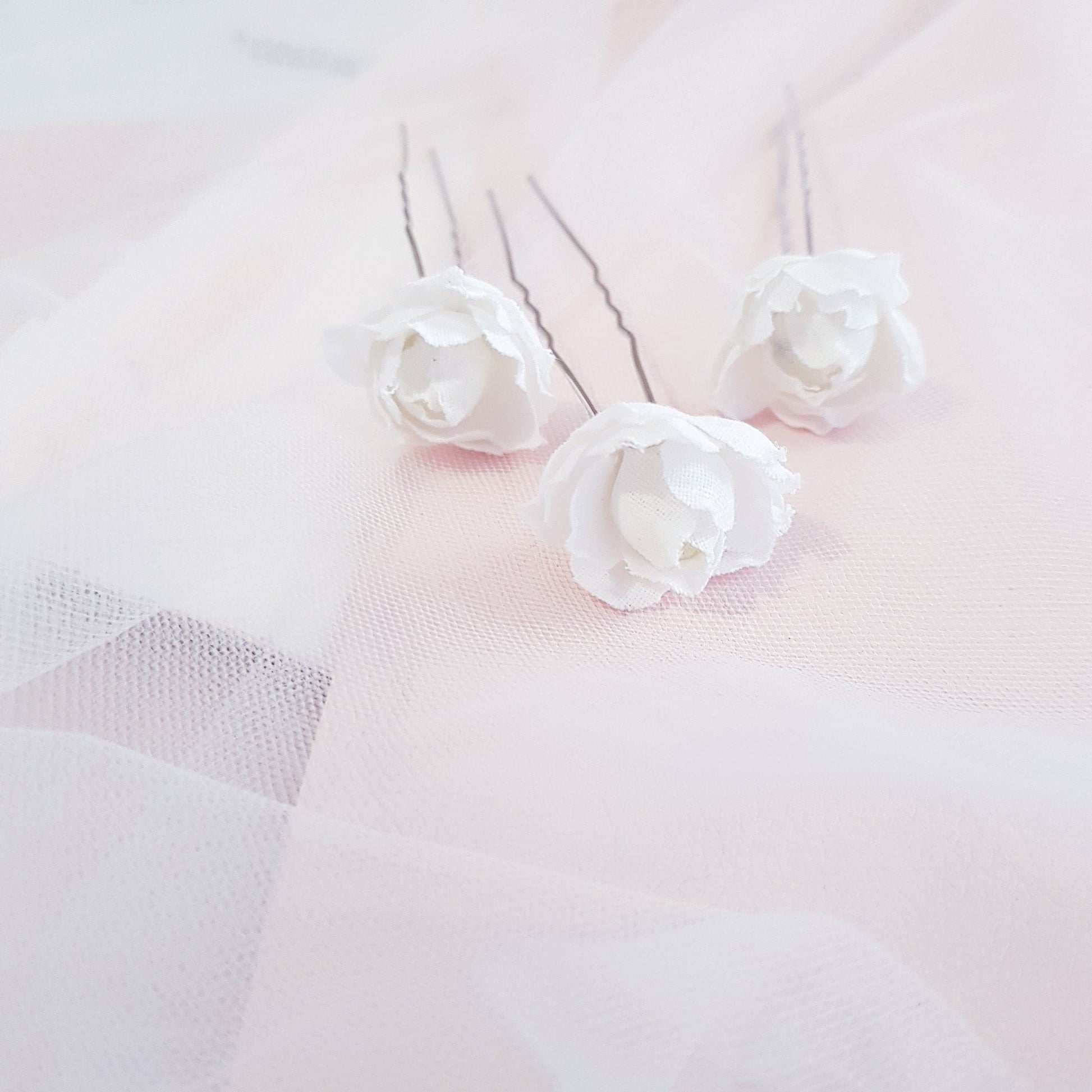 LA ROSE Set of Hair U pins off white small flower floral hairpins Australia wedding bridal bridesmaids hair accessory silk cotton flowers
